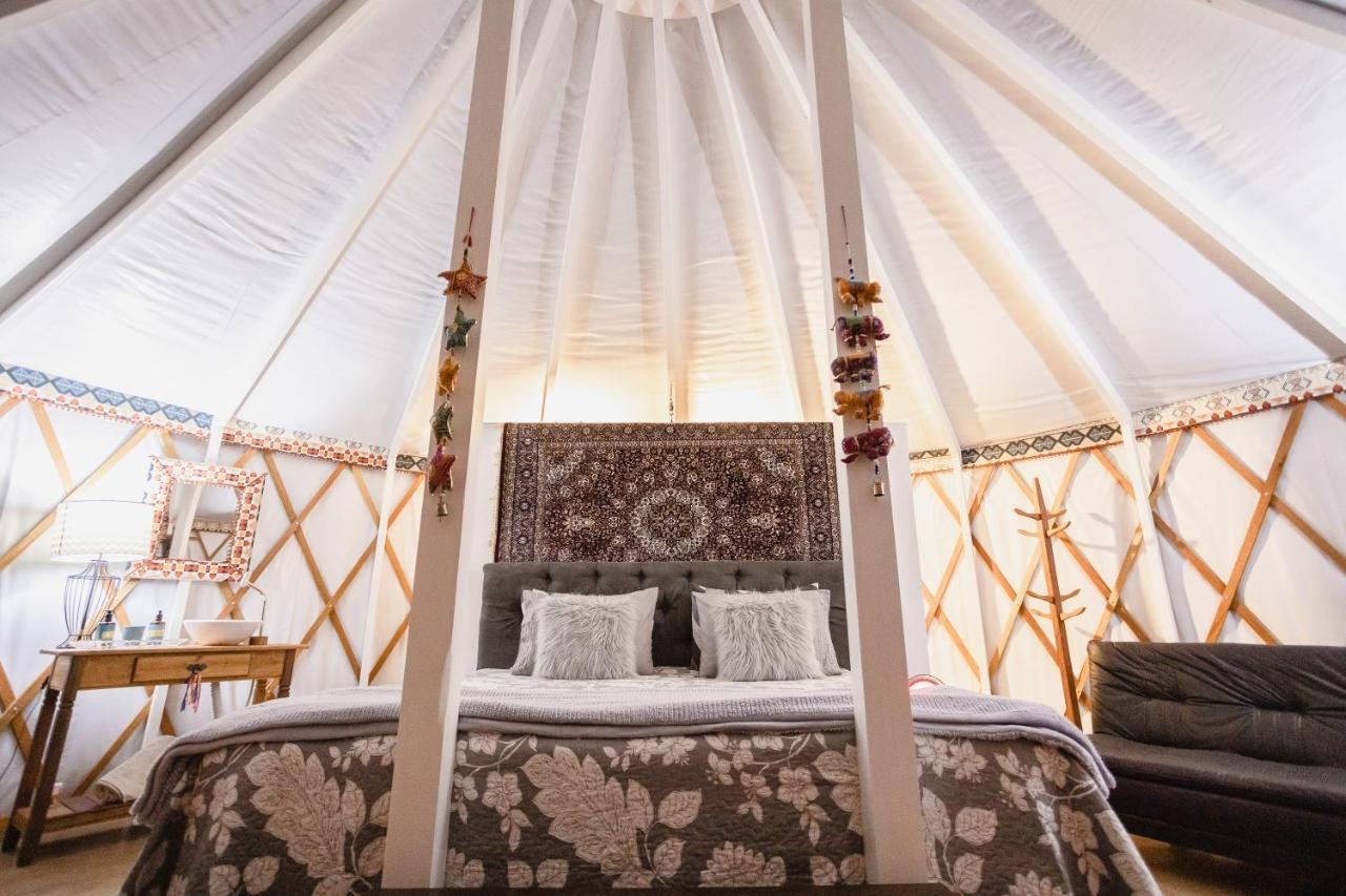 雅库廷加 Yurt, Romantico E Luxuoso, Natureza E Cachoeiras酒店 外观 照片