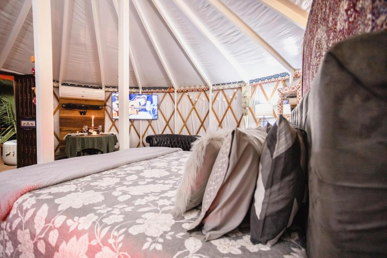雅库廷加 Yurt, Romantico E Luxuoso, Natureza E Cachoeiras酒店 外观 照片